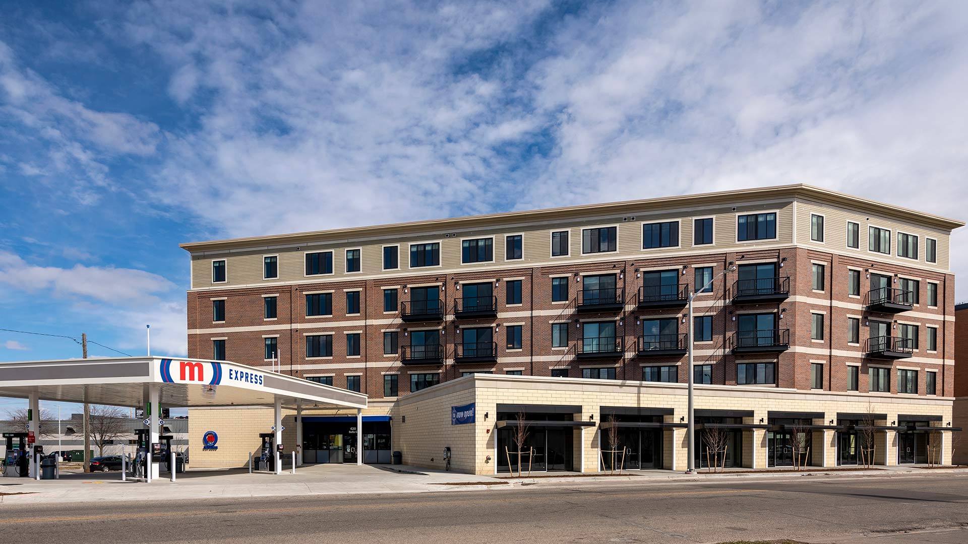 Stockbridge Apartments Projects Rockford Construction