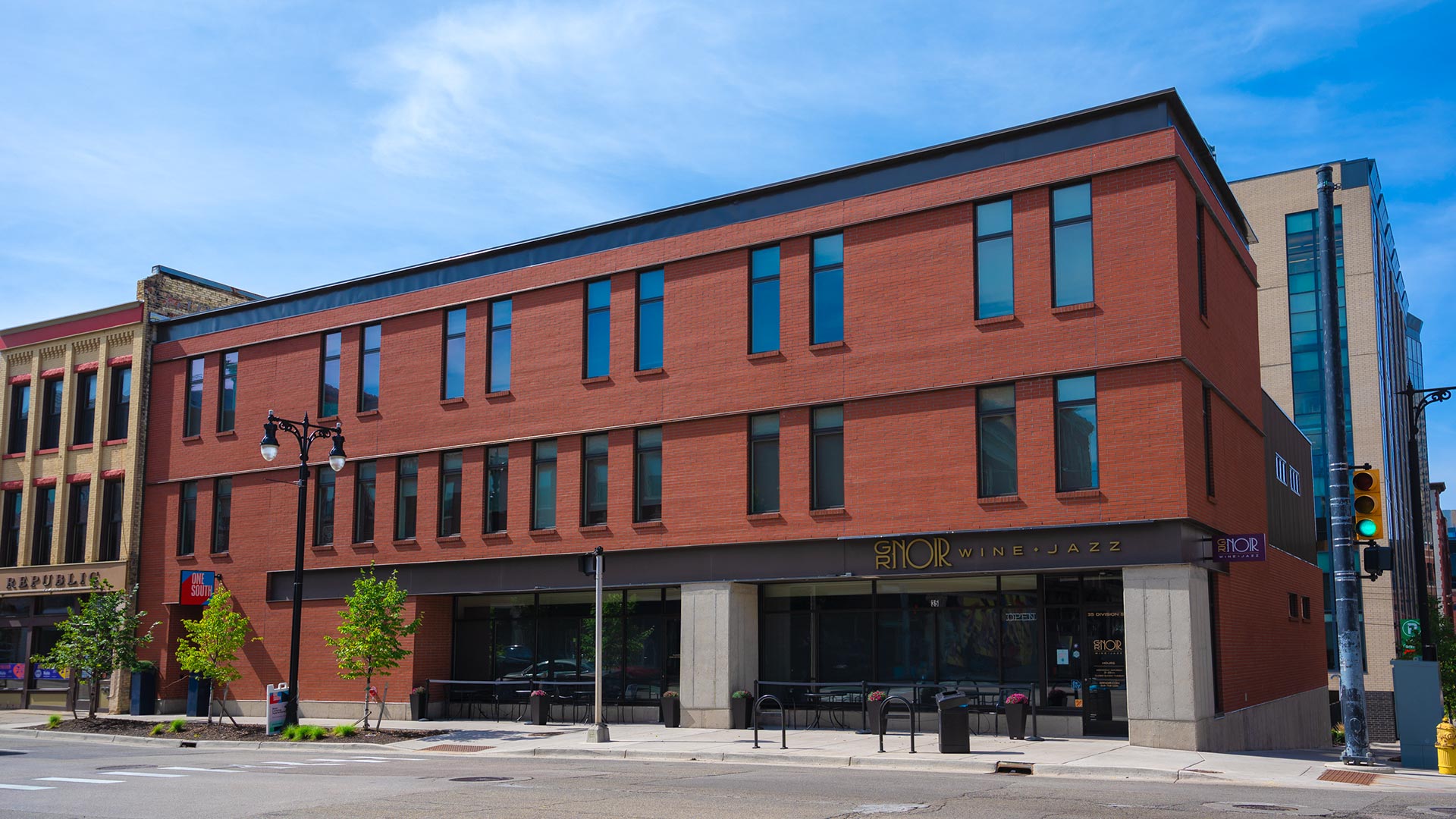 One South Grand Rapids Apartments Rockford Construction