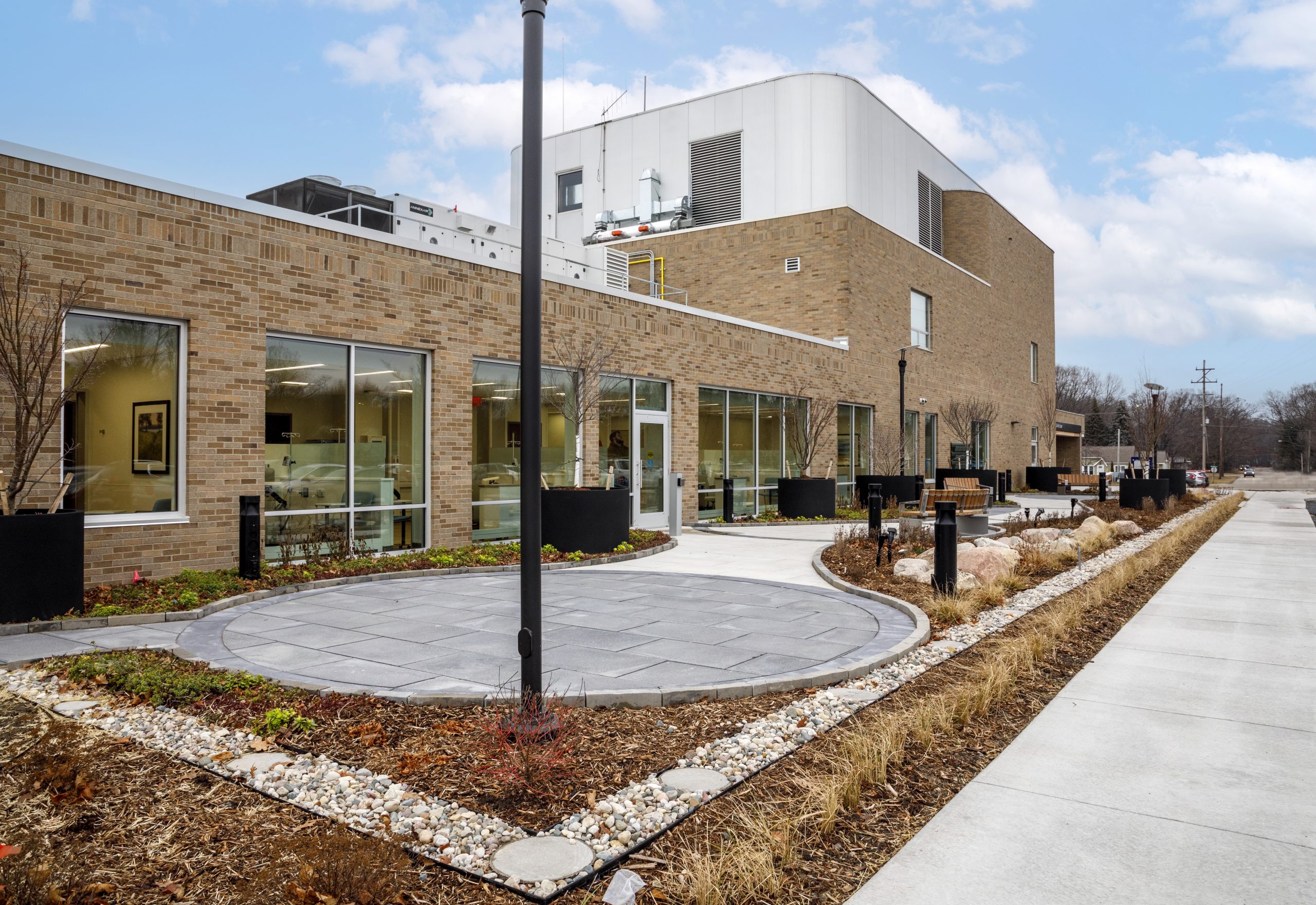 Corewell Health Ludington Cancer Center | Rockford Construction